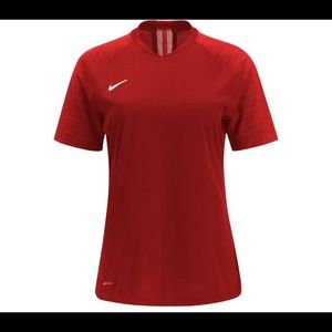 Nike Women’s VaporKnit Jersey